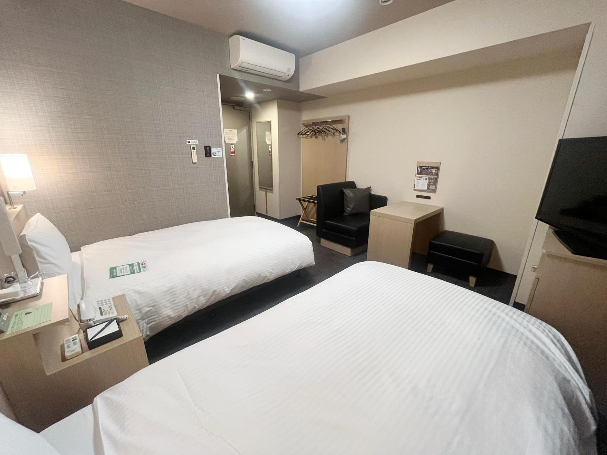 ​Hotel Route-Inn Ube​ Dış mekan fotoğraf